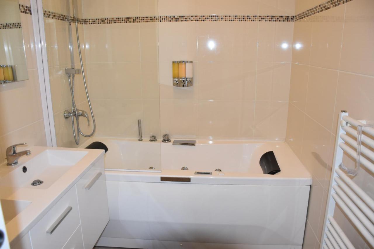 Nice Centre- Superbe 100M2 - 10 Mn A Pied De La Mer ! Εξωτερικό φωτογραφία
